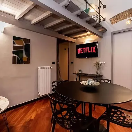 Charming Loft In The Heart Of Genua